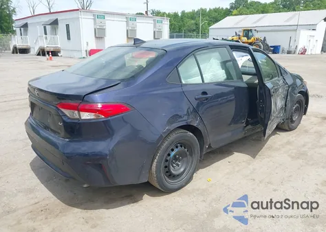 2020 Toyota Corolla Le z USA, uszkodzony, nr VIN JTDEPRAE3LJ052155
